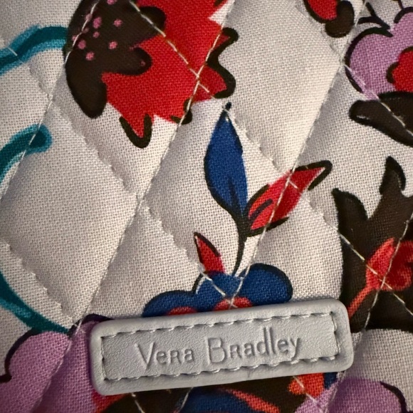 Vera Bradley 3 In 1 Crossbody Vineyard Floral NWT - Picture 4 of 8